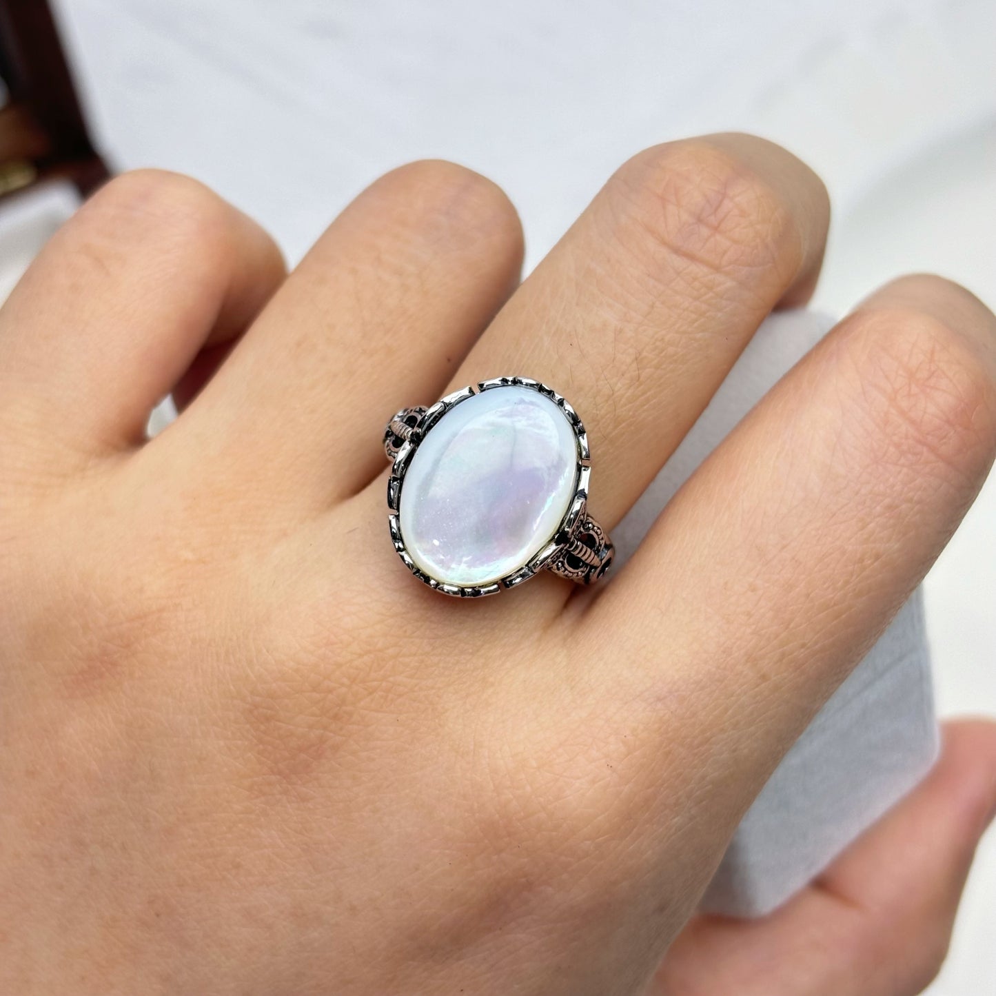 Vintage Mother of Pearl Ring