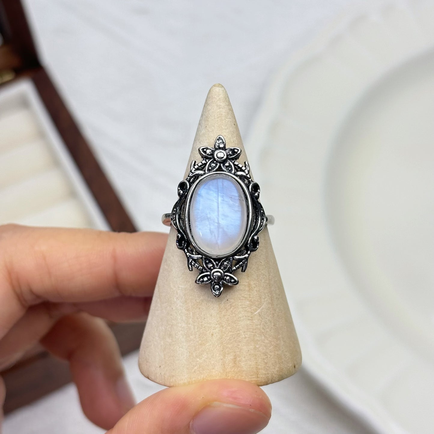 Vintage Floral Moonstone Ring