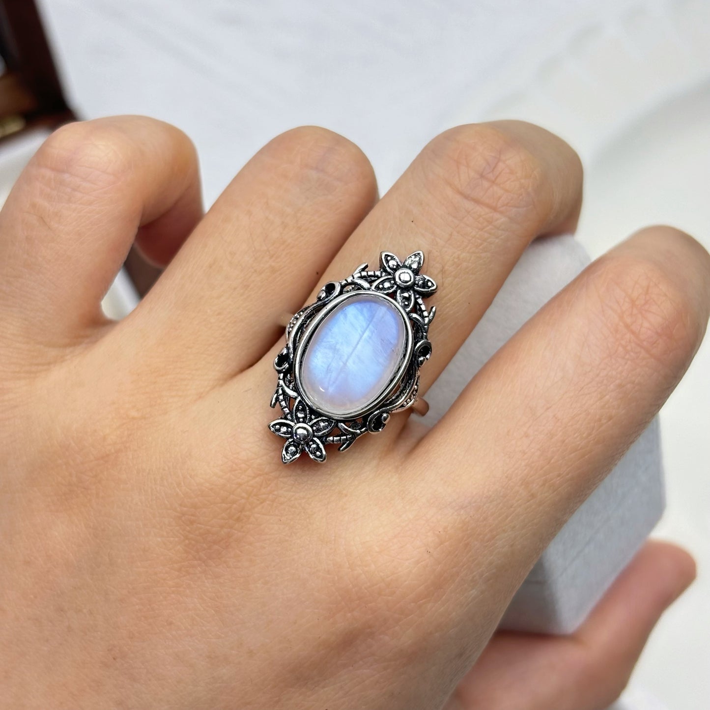 Vintage Floral Moonstone Ring