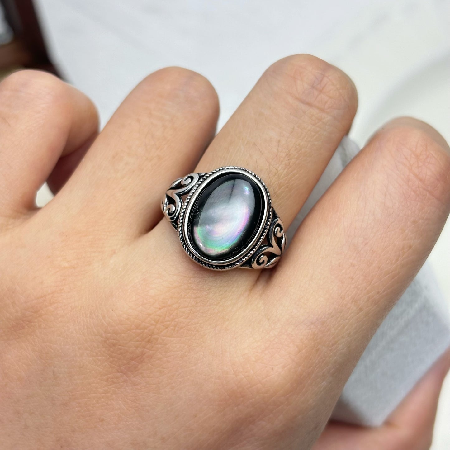Black Mother of Pearl Ring – Vintage Oval Scroll Design